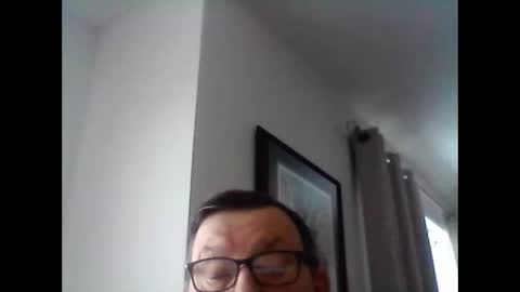 Snapshot of ariens chatting on 02-20-25, 04:14 ariens online show from 02-20-25, 04:14