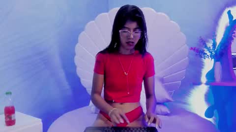 Arietta online show from 11-17-25, 07:41