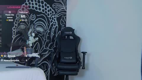 Ari online show from 03-11-25, 11:37