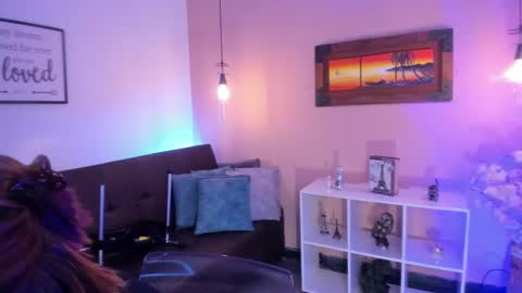  Arianna  online show from 02-08-25, 10:19