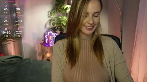 Snapshot of arikajoy chatting on 10-05-25, 02:48 Arika and Monica online show from 10-05-25, 02:48