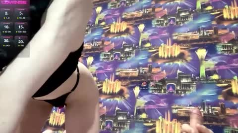 Snapshot of arina_rose chatting on 12-27-24, 11:28 Arinka online show from 12-27-24, 11:28