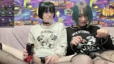 Snapshot of arina_rose chatting on 02-24-25, 10:36 Arinka online show from 02-24-25, 10:36