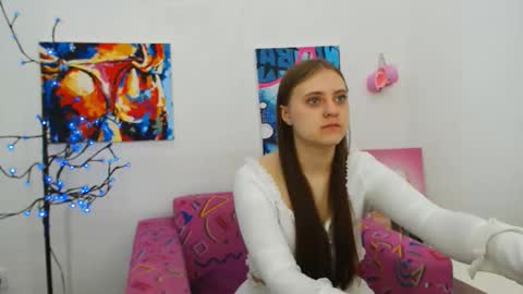 Snapshot of arinabelle chatting on 04-10-26, 12:49 arinabelle online show from 04-10-26, 12:49