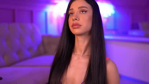 Snapshot of arinarhodes chatting on 09-23-25, 05:49 Arina online show from 09-23-25, 05:49