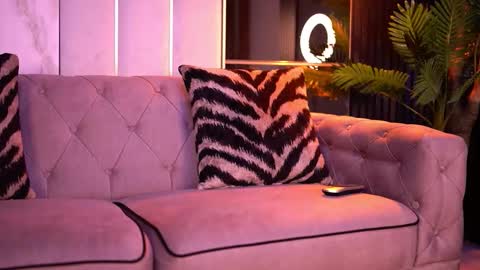 Snapshot of arinarhodes chatting on 10-23-25, 05:23 Arina online show from 10-23-25, 05:23