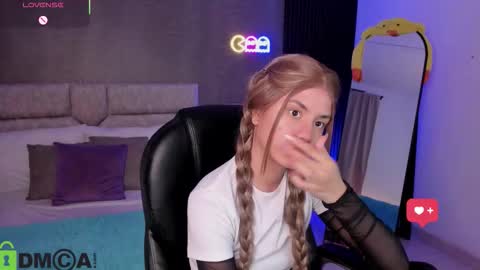 Ari  online show from 01-15-26, 03:11