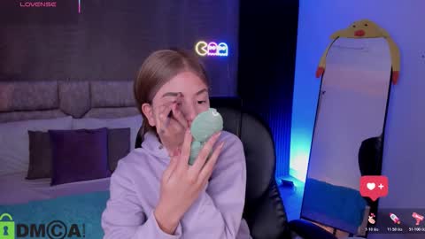 Ari  online show from 01-16-26, 02:15