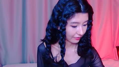 Snapshot of arinsun chatting on 11-16-25, 10:15 haitani online show from 11-16-25, 10:15