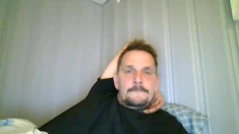 Snapshot of ariparikrigsmann chatting on 02-15-26, 08:05 ariparikrigsmann online show from 02-15-26, 08:05