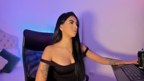 Snapshot of arirobert_ chatting on 03-10-25, 02:39 Ari Robert online show from 03-10-25, 02:39
