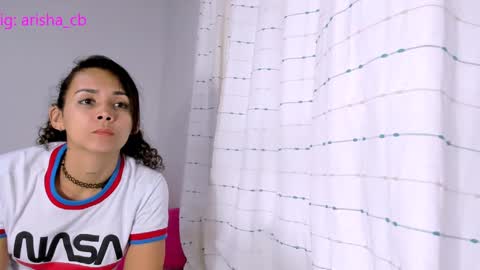 Snapshot of arisha_fox chatting on 09-26-25, 10:36 Erik online show from 09-26-25, 10:36