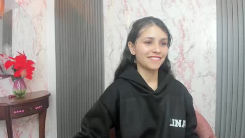 Snapshot of arisha_lee2 chatting on 01-07-25, 08:45 arisha_lee2 online show from 01-07-25, 08:45