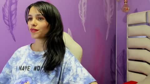 Snapshot of arisha_lee2 chatting on 01-16-25, 08:33 arisha_lee2 online show from 01-16-25, 08:33