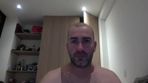 aristi11 online show from 10-04-25, 05:38