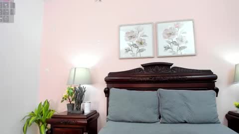 Ari  online show from 03-25-26, 12:33