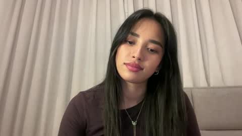 Lily online show from 11-18-25, 03:27