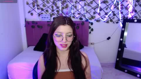 arizbeth_johansson online show from 11-01-25, 02:19