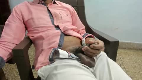 Snapshot of arjundeeper chatting on 01-15-26, 04:00 Arjun online show from 01-15-26, 04:00