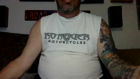 Snapshot of arley1966 chatting on 07-12-26, 08:55 arley1966 online show from 07-12-26, 08:55