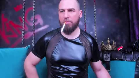 Armando online show from 05-08-26, 07:14
