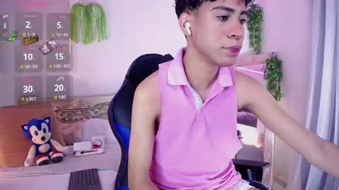 Snapshot of armondx_parkr chatting on 10-05-25, 11:02 armond online show from 10-05-25, 11:02