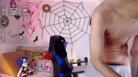 Snapshot of armondx_parkr chatting on 11-07-25, 01:27 armond online show from 11-07-25, 01:27