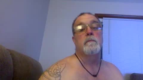 armyguy5311 online show from 04-09-26, 06:19