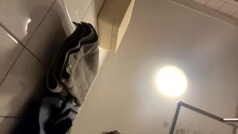 Snapshot of armyskater32 chatting on 02-10-26, 08:57 armyskater32 online show from 02-10-26, 08:57