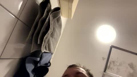 Snapshot of armyskater32 chatting on 02-19-26, 09:55 armyskater32 online show from 02-19-26, 09:55