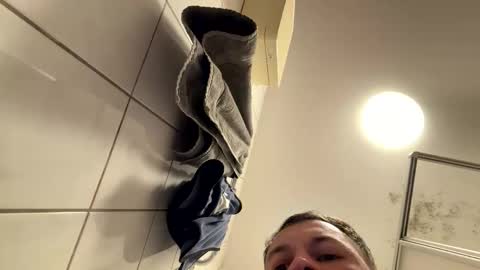 Snapshot of armyskater32 chatting on 03-02-26, 09:32 armyskater32 online show from 03-02-26, 09:32