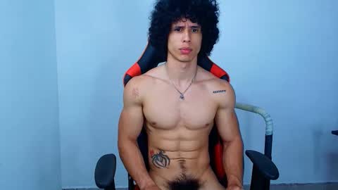 Snapshot of arnold_black69 chatting on 09-11-25, 12:38 arnold black online show from 09-11-25, 12:38