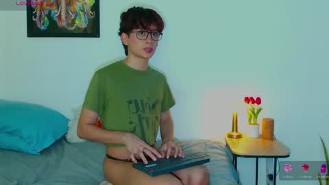 Snapshot of arnold_laurent chatting on 09-25-25, 07:50 Arnold online show from 09-25-25, 07:50