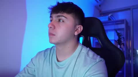 aron__cooper online show from 05-07-26, 01:33