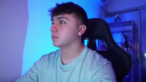 aron__cooper online show from 06-24-26, 03:22
