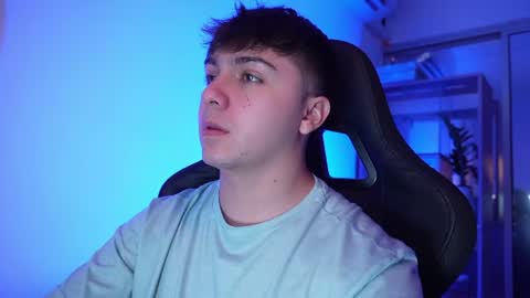 aron__cooper online show from 06-25-26, 04:55