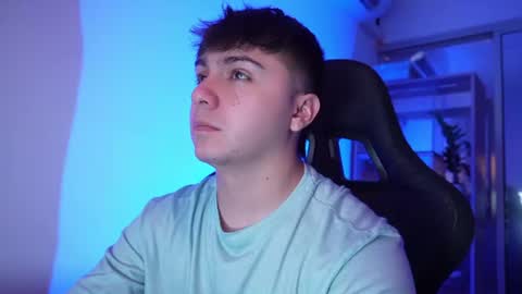 aron__cooper online show from 06-26-26, 01:15