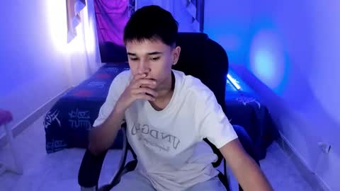 Aaron online show from 10-03-25, 07:55