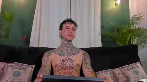 Snapshot of aron_ford chatting on 06-13-26, 12:08 Aron ford online show from 06-13-26, 12:08