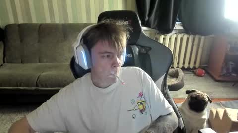 Snapshot of aron_neall chatting on 11-10-25, 06:12 biggest penis online show from 11-10-25, 06:12