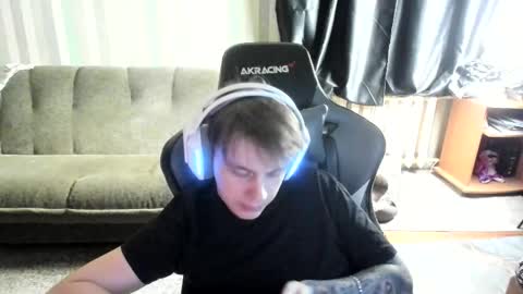 biggest penis  online show from 12-15-25, 07:45