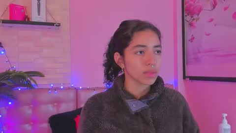 Snapshot of aronandmoli chatting on 05-21-26, 12:34 aronandmoli online show from 05-21-26, 12:34