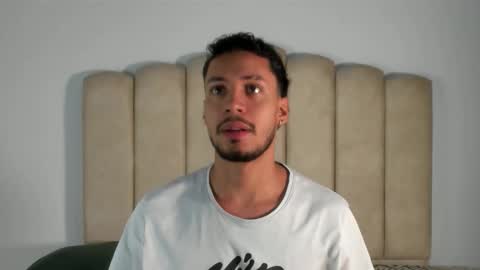 Snapshot of aroncooper1 chatting on 10-23-25, 03:06 aron cooper online show from 10-23-25, 03:06