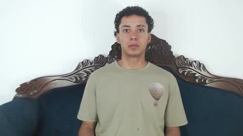 Snapshot of aroncooper1 chatting on 10-30-25, 03:30 aron cooper online show from 10-30-25, 03:30