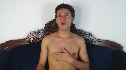 Snapshot of aroncooper1 chatting on 11-08-25, 10:08 aron cooper online show from 11-08-25, 10:08