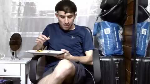 Aron G Franco online show from 09-26-25, 08:02