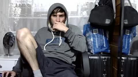 Aron G Franco online show from 10-01-25, 04:51