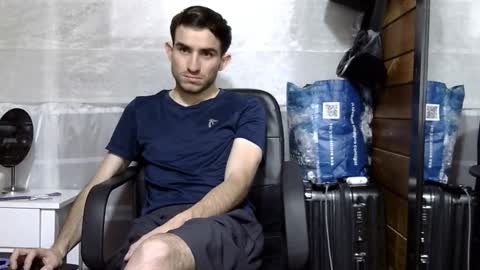 Aron G Franco online show from 11-27-25, 04:14