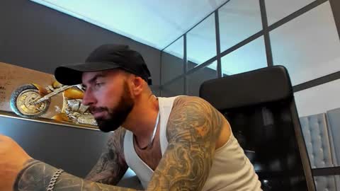 AronGrant online show from 11-04-25, 10:25