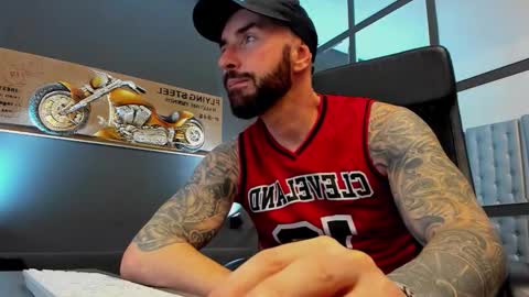 AronGrant online show from 11-23-25, 11:21